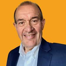 Karim Torres (@KarimR6)