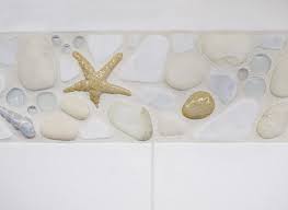 Stylish Ways To Decorate Your Home With Seashells Beach House Kitchens Beach House Beach House Interior Design