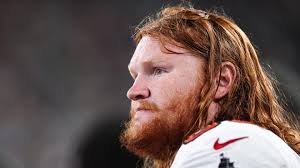 Bucs G Cody Mauch praises rookie teammates Graham Barton, Elijah Klein