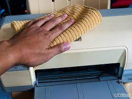 Printer inkjet membutuhkan perawatan yang signifikan dibandingkan dengan printer jenis laserjet. Cara Membersihkan Printer Dengan Baik Dan Benar