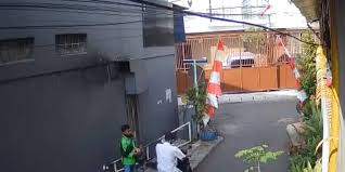 Viral Video Driver Ojol Di Jakarta Barat Kehilangan Motor Usai Dihipnotis Halaman All Kompas Com Laporan wartawan tribunsolo.com, eka fitriani.