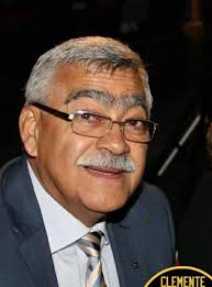 El vicepresidente de la corporación municipal, San Sebastian Enterprises, Aníbal  Mercado Vázquez y ayudante del alcalde penepé, Javier Jiménez, fue  suspendido pero con sueldo ante la pesquisa criminal que lo mantiene como