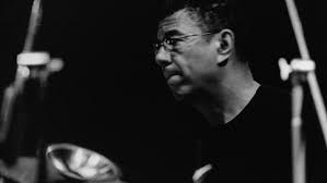 Jazzschlagzeuger Jack DeJohnette ist tot: Der Hervorstechende aus dem  Hintergrund