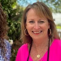 20+ "Dianne Malone" profiles