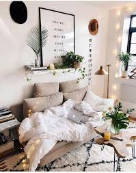 Home Decorating Ideas Cozy Rug And Plants Apartment Decorating College Bedroom Apartment Bedroom Decor College Bedroom Apartment