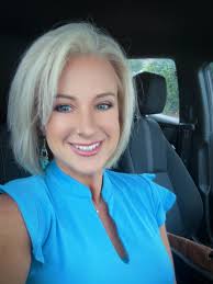 Amen to that sister friend Dawn; but you are a somebody in the eyes of God;  you're making a difference; you're God's child. Jesus loves you and so do I  💕🙏