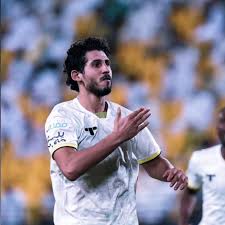 أعلن أحمد حجازي مدافع اتحاد جدة عن استمراره مع الفريق السعودي في الموسم المقبل. Ø¨Ø¹Ø¯ Ø¥Ø¹Ù„Ø§Ù† Ø§Ø³ØªÙ…Ø±Ø§Ø±Ù‡ Ø£Ø­Ù…Ø¯ Ø­Ø¬Ø§Ø²ÙŠ ÙŠÙØ§Ø¬Ø¦ Ø¥Ø¯Ø§Ø±Ø© Ø§ØªØ­Ø§Ø¯ Ø¬Ø¯Ø© Ø¨Ù‡Ø°Ø§ Ø§Ù„Ø·Ù„Ø¨ Ø³Ø¨ÙˆØ±Øª Ø¬ÙˆÙ„