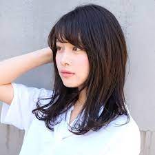 前髪なし 黒髪ボブの愛されヘアは大人可愛い hair medium hair styles hair styles hairstyle
