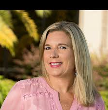 Tia Casey: Sales Executive for Vacasa