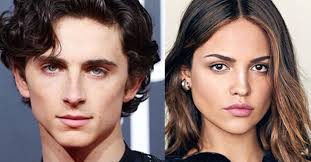 Sul posto i carabinieri della stazione gianicolense. Chi E Eiza Gonzalez Biografia Carriera E Vita Privata Dell Attrice Fidanzata Con Timothee Chalamet