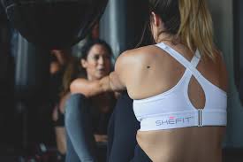 The berlei shift contour bra has halter straps and contoured cups. Customizable Bra Aims To Make Athletes Feel Like Wonder Woman Gearjunkie
