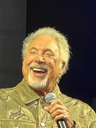 Everytime Tom Jones Raised His Voice, Time Itself Seemed To Stand Still! At  84 Years Old, He Continued To Display Remarkable Energy And His Legendary  Vocal Power During His Performances. Among The
