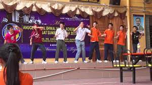 Sekolah menengah kebangsaan seri bintang selatan. Smk Seri Bintang Selatan 2013 Jamuan Makan Performance By The Chinese Group Youtube