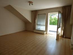 Buchen sie ihre ferienwohnung ganz schnell online. Schone Dg Wohnung Im Grunen Und Ruhigen Wohnumfeld Sonnenbalkon Wannenbad Werneburg Immobilien