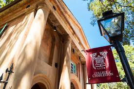 Em 2007, a apresentadora e o operador de câmara assumiram o namoro porém, ao contrário, do que seria mais tradicional, não foi rúben vieira que pediu rita ferro rodrigues em casamento, mas sim ela. College Announces President S List And Dean S List For Fall 2020