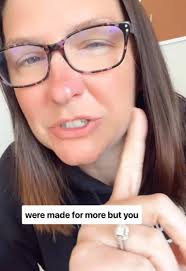 Candace Gibbons (@thecandacegibbons)