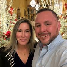 Nick Henderson (@nickgoesfar) • Facebook