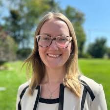 Allison Mattern's Instagram, Twitter & Facebook