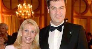 Seit 1994 gehört söder dem bayerischen landtag an. Markus Soder Karin Baumuller Archive Exklusiv Munchen Szene Society Shopping In Munchen