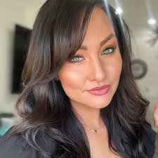 Eyes: 👁 Nars proof eyeshadow base Artist Couture “Supreme Nudes” Eylure  “bronze beauty Ilia limitless mascara Lips :👄 Morphe Sweet Tea lipliner  Dose of color matte liquid lipstick in “Sand” Lancôme L'Absolu