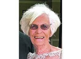 Gwen Gabriel's Instagram, Twitter & Facebook