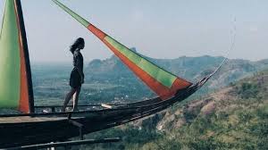 Wisuda pakai toga bukan untuk gaya gayaan tapi ada makna sumber : 6 Wisata Alam Di Tulungagung Yang Instagramable Cocok Jadi Spot Foto Surabaya Liputan6 Com