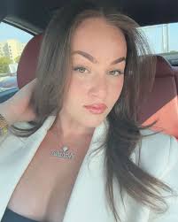 Natalie (@crmnatalie) • Instagram photos and videos