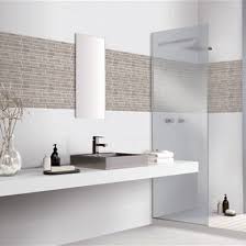 de nieuwe collectie wandtegels tegen scherpe prijzen bij wandtegels denk je misschien eerst aan de keuken bad badkamer modern rustige badkamer luxe slaapkamer