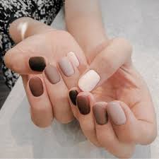 Neutral Multicolor Manicure In 2020 Neutral Nails Nails Neutral Nail Polish