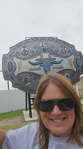 The World's Largest Belt Buckle in Abilene, Kansas- I finally made it to  see it! #mwtravel #travelks #worldslargest #worldslargestbeltbuckle  #abilenekansas