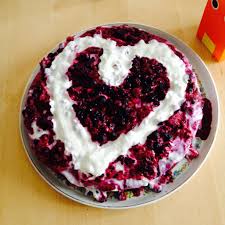 Petit Gateau Gateau Au Yaourt Chantilly Au Mascarpone Fruits Rouges Mures Myrtilles Framboises Cassis Il Paye Pas De Mine M Gateau Yaourt Miam Gateau
