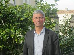 Bonjour c alioune mon grand pére a la légion d honneur francaise quelles sont les demarches que je peux faire pour avoir la nationalité francaise. Qui Sont Ces Vendeens Decores De La Legion D Honneur Ce 1er Janvier 2021 La Roche Sur Yon Maville Com