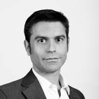 Correo electrónico y teléfono de Michael McQuaig