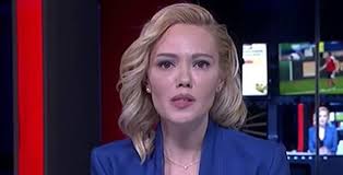 Trt haber spikeri zeynep bulut, şehit haberini verirken gözyaşlarını tutamadı. Darbe Gunu Trt Spikerinin Konusmasi