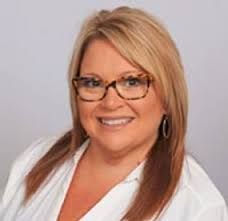 Tammy Senter's Instagram, Twitter & Facebook