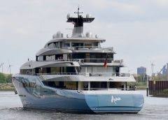 This is the superyacht bill gates has reportedly ordered for an estimated $644m. Charter The Same Superyacht As Bill Gates The 439 Serene Superyacht Magazine