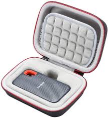 The sandisk extreme portable ssd has an interesting and solid design. Hard Case For Sandisk 250gb 500gb 1tb 2tb Extreme Portable Ssd Sdssde60 Carrying Storage Bag Grey Amazon Co Uk Electronics