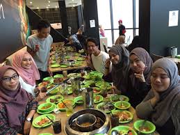 But the rider didn't inform me he has arrived n left the food at the receptionist.i only know when i go n check. Grandiose Production On Twitter The Grandiose Production S Gathering Seoul Garden Sunway Putra Mall Thegrandioseproduction Grandiosefamily
