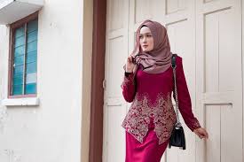 Baju tersebut bernama baju kurung kedah 2021. Kurung Moden Pendek Lace Ni Nice Kan Koleksi Terbaru Kurung Moden Dari Lovelysuri