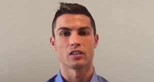 The cr7 logo has been drawn by many artists worldwide and they don't miss any chance of cr7 drawing logo. Cristiano Ronaldo Syriens Kinder Sind Wahre Helden Daily Sabah