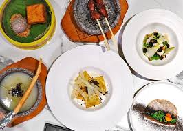 There's more to vegan and vegetarian grub than a boring uninspiring mountain of leafy greens and raw vegetables. 23 Vegetarian Restaurants In Singapore You Ll Love Honeycombers