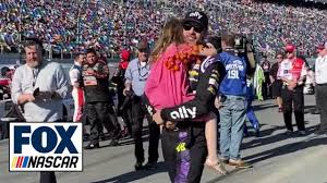 Oval nascar nascar cup series jimmie johnson: Jimmie Johnson S Daughter Sprints To Chase Elliott In Adorable Moment Nascar On Fox Youtube