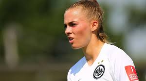 2 nils petersen (fw) freiburg 6.0. Frauenfussball Bundesliga Eintracht Frankfurt Unterliegt Freiburg