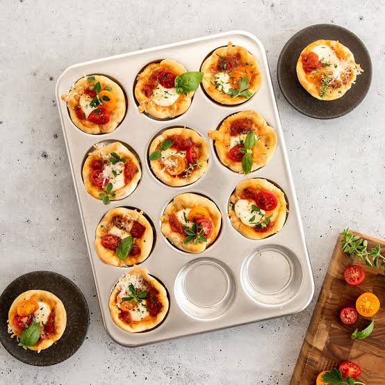 Margherita Pizza Bites