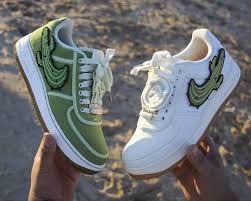 Epingle Sur Sneaker