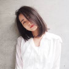 大人のミディアムはワンレンスタイルがお決まり hair medium hair styles haircuts for medium hair short hair styles