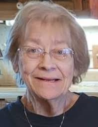 Kristy Weir's Instagram, Twitter & Facebook