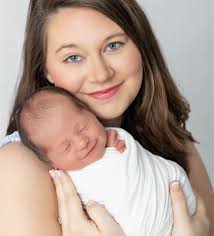 Lauren Harrah's Instagram, Twitter & Facebook