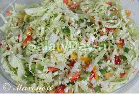 салат из свежей капусты с зеленым горошком и колбасой Salat Iz Pekinskoj Kapusty Ogurca I Kukuruzy Polza I Vred Blyuda Recepty S Pomidorami Yajcami Krabovymi Palochkami Kuricej I Drugimi Ingredientami