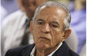 Iris Rezende permanece internado